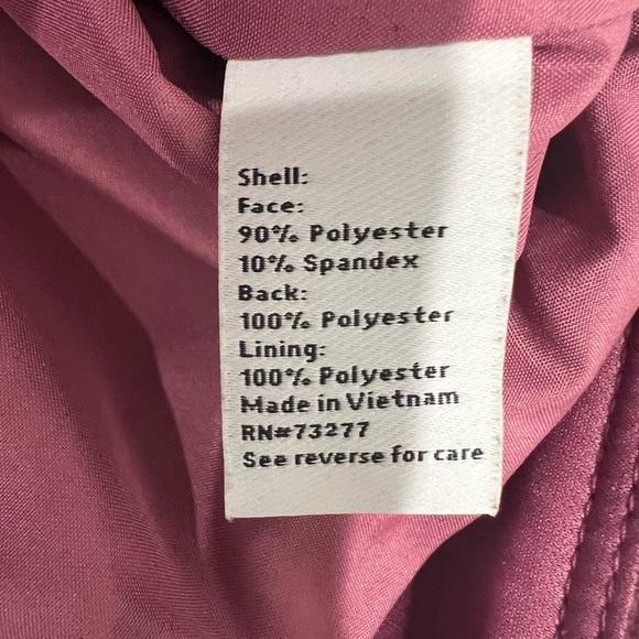 Nine West Velvet Crop Jacket Woman's
Size S Full Zip Pink Pockets Coat - Picture 9 of 10